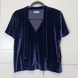 Madewell Velvet Top Size Medium Dark Blue Tie Neck Machine Wash